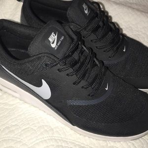 Nike Air Max Thea